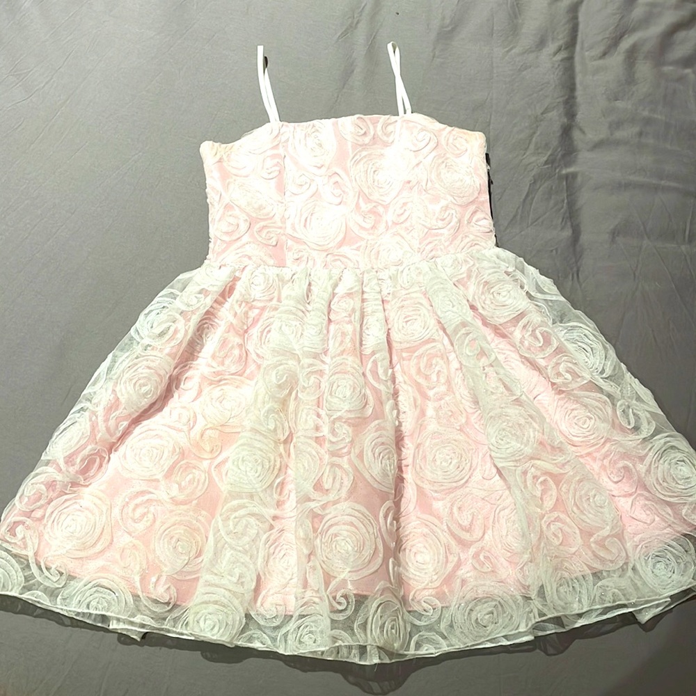 Un Deux Trois Pink and White Rosette Formal Dress for Kids